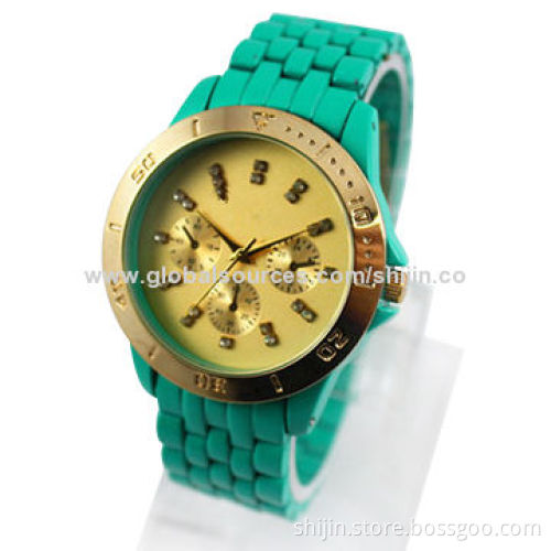 Metal Watch with Alloy Case, Green Band, Japan Quartz Movement, OEM, China Manufacturer